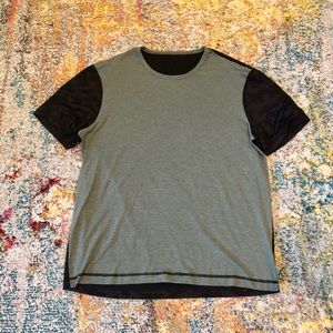 lululemon athletica Green and Black Short Sleeve Tee
